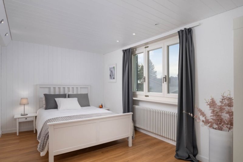Hochwertiges Einfamilienhaus mit Pool und Weitsicht - 13