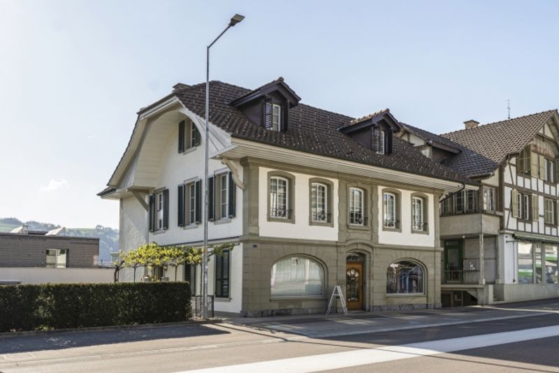 EIN HAUS FÜR GENERATIONEN – VIELSEITIGES WOHNEN IN MÜNSINGEN - 2
