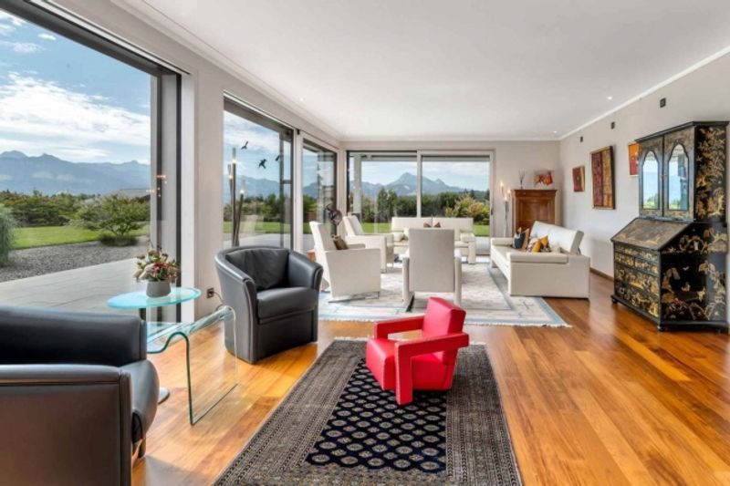 DIVINE 10-ZIMMER-GRUNDSTÜCK MIT ATEMBERAUBENDER AUSSICHT - 10