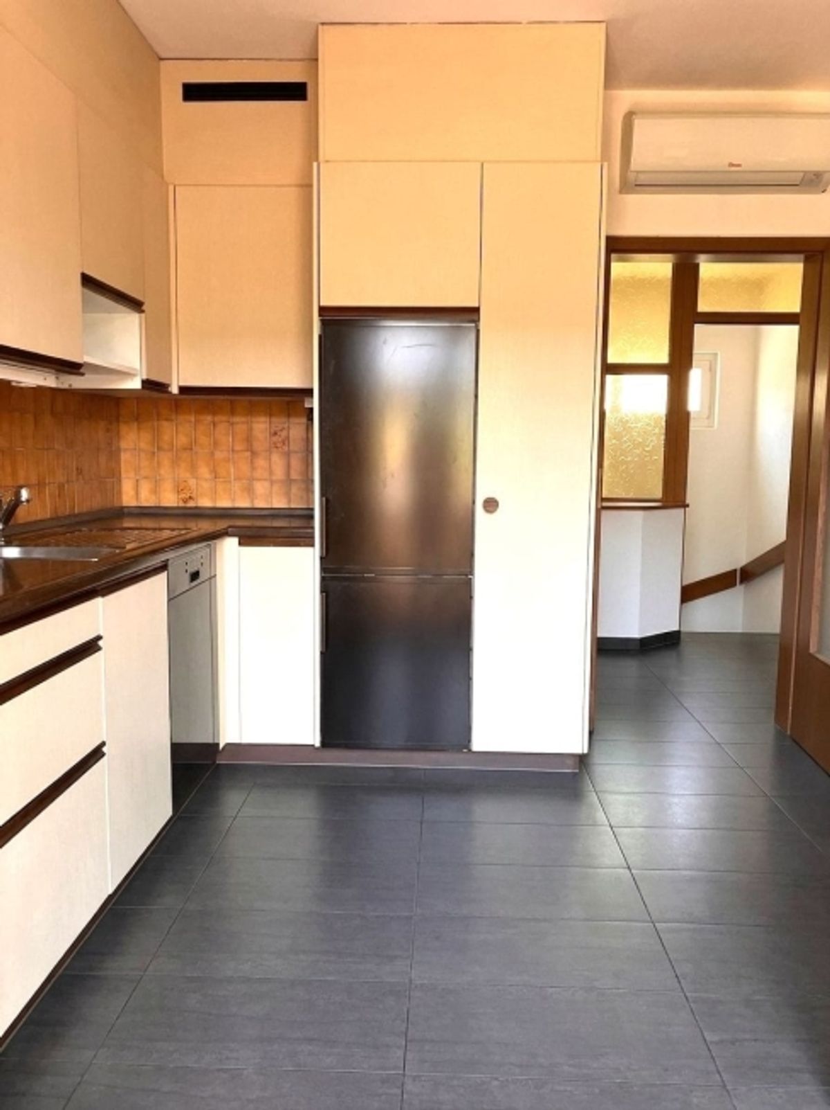 Einfamilienhaus mit separater 2-Zimmer-Einliegerwohnung - ideal für Familie oder Vermietung - 10