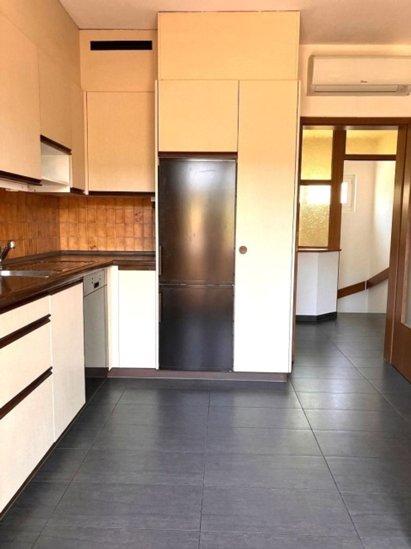 Einfamilienhaus mit separater 2-Zimmer-Einliegerwohnung - ideal für Familie oder Vermietung - 11