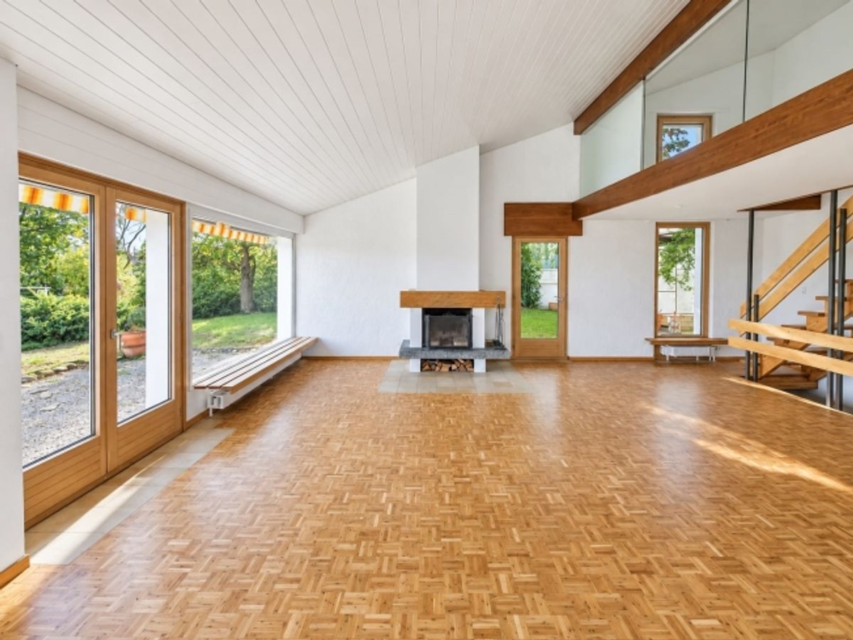 5.5-Zimmer-Haus mit Garten in Gempenach mieten - 2