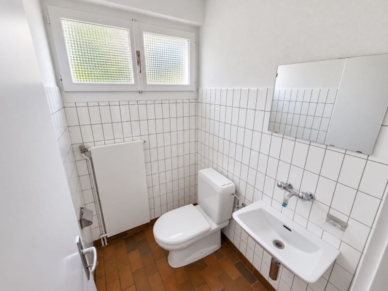 5.5-Zimmer-Haus mit Garten in Gempenach mieten - 10