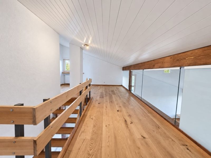 5.5-Zimmer-Haus mit Garten in Gempenach mieten - 12