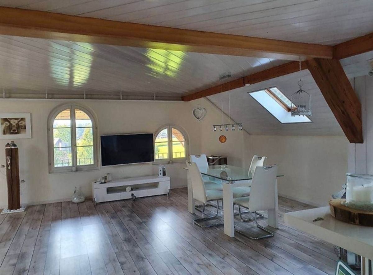 Helle 3.5-Zimmer-Dachwohnung mit Balkon, Lützelflüh - 0