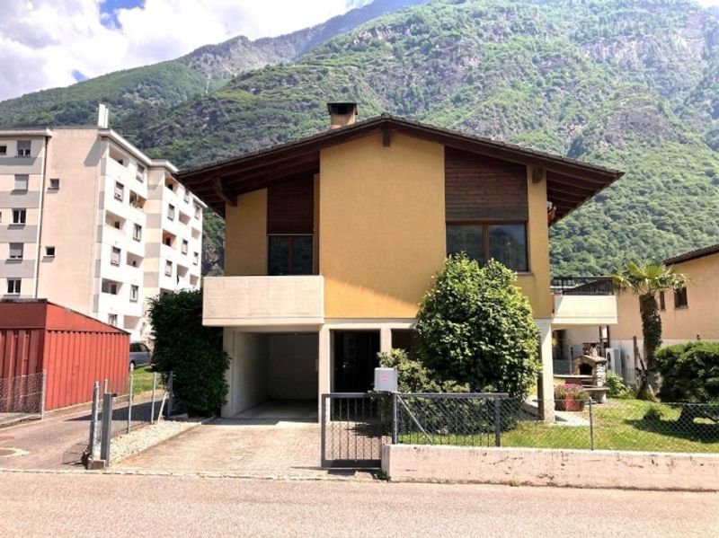 Einfamilienhaus mit separater 2-Zimmer-Einliegerwohnung - ideal für Familie oder Vermietung - 8