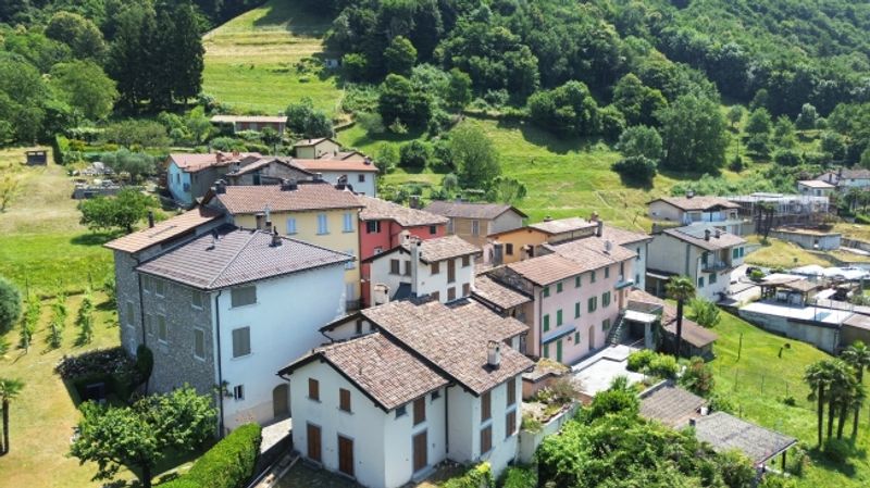 Incantevole casa nel Nucleo di Lugano-Pugerna - 1