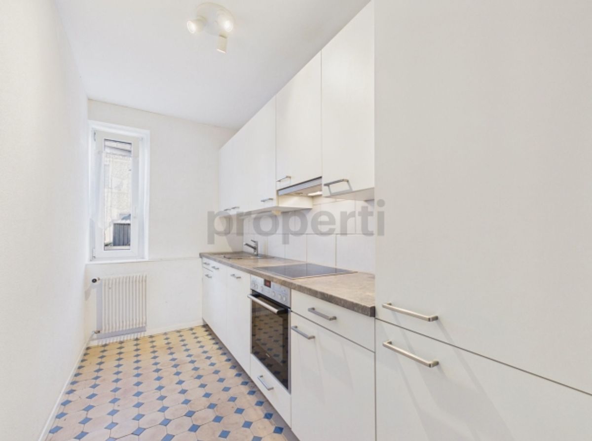 Sonniger Balkon mit schöner Aussicht Durchdachtes Raumkonzept und beste Infrastruktur - 1