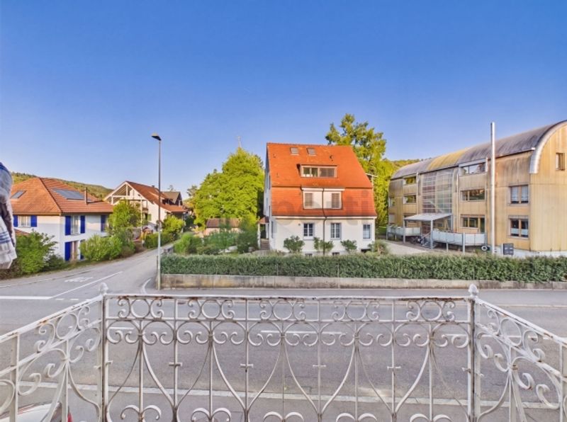 Sonniger Balkon mit schöner Aussicht Durchdachtes Raumkonzept und beste Infrastruktur - 6