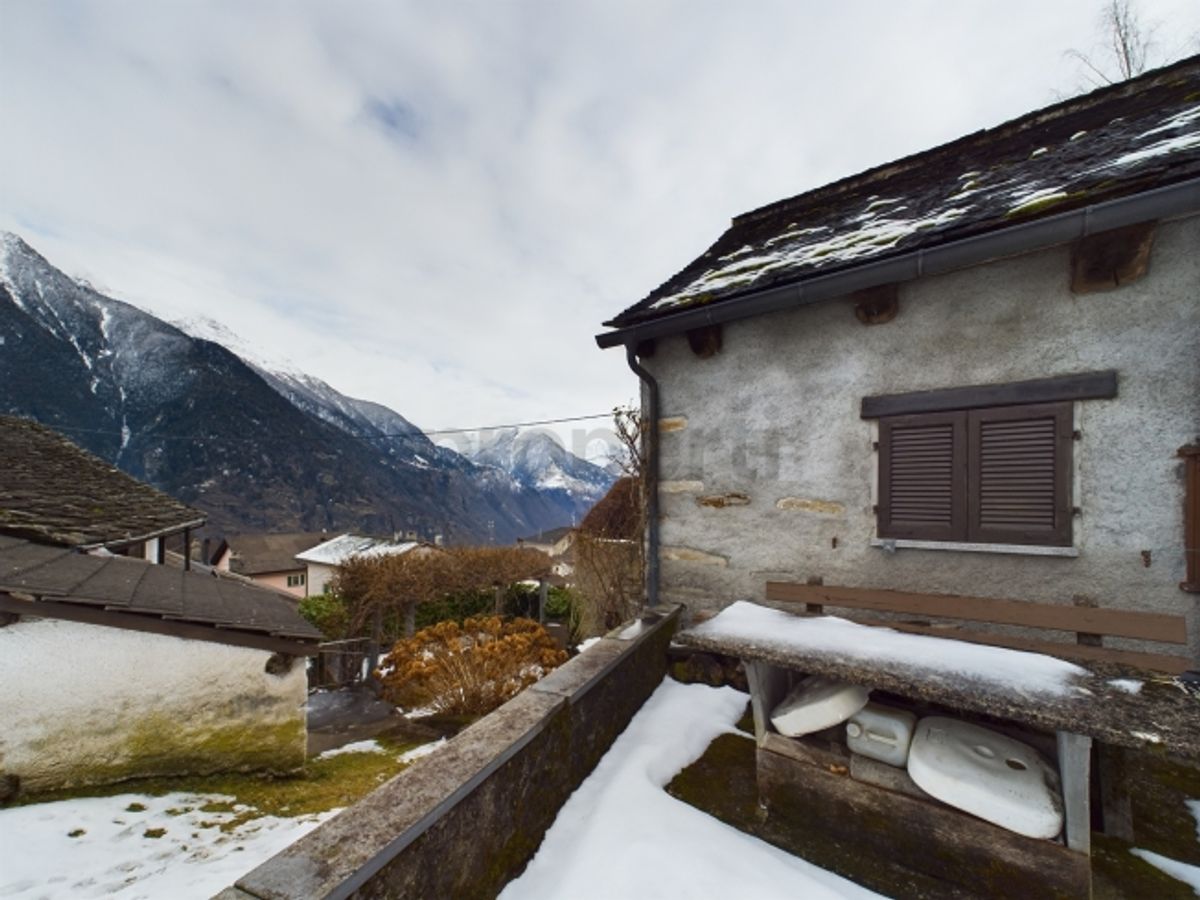 Rustico in vendita nella splendida Valle di Blenio - 10