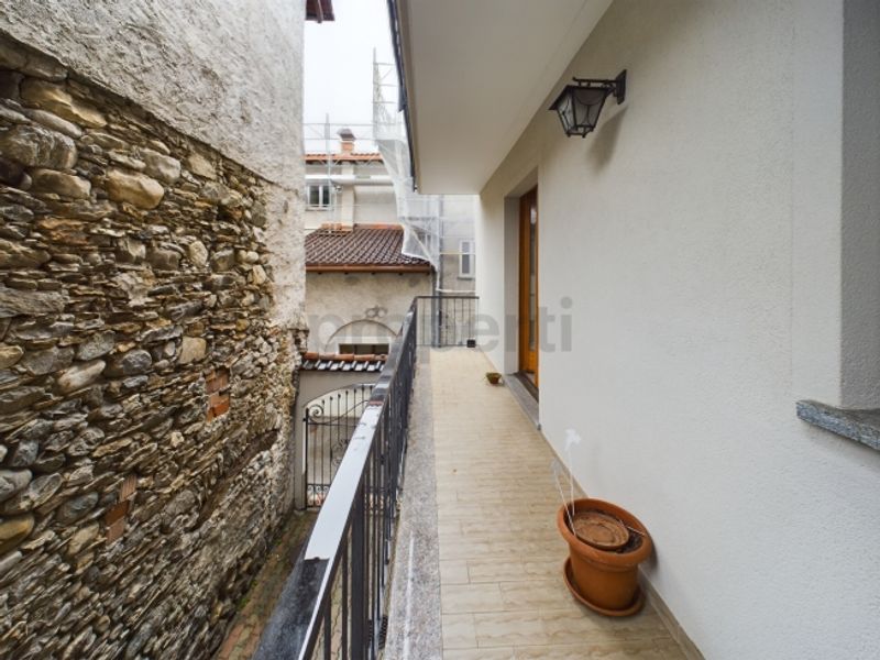 Gebäude mit 4 Wohneinheiten im Zentrum von Losone/ Vendesi palazzina di 4 unità immobiliari nel nucleo di Losone. - 7
