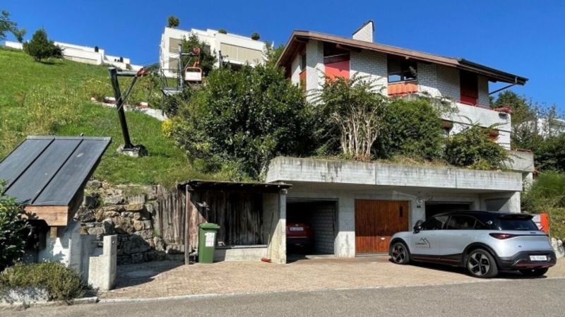 Zweifamilienhaus mit Büro an bester Wohnlage in Liestal - 2