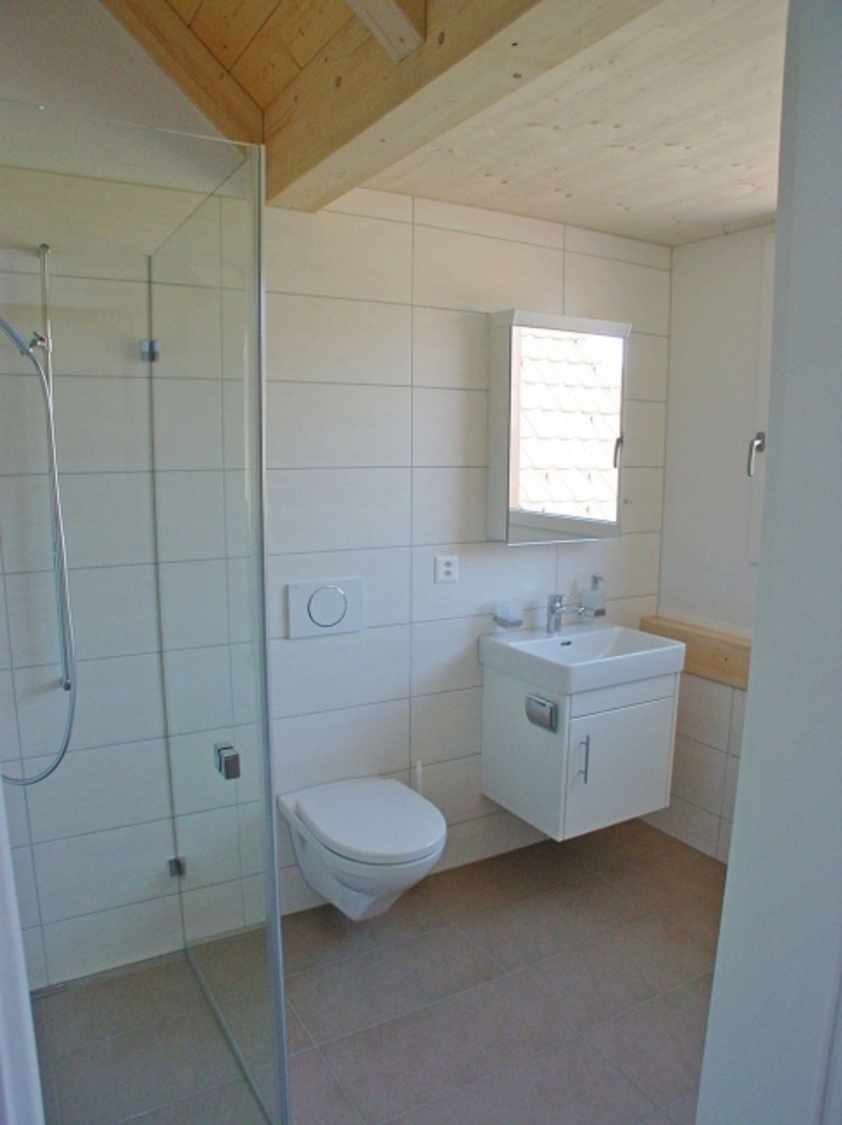 Zu vermieten Schöne 4.5- Zimmer Dachwohnung mit Galerie - 6