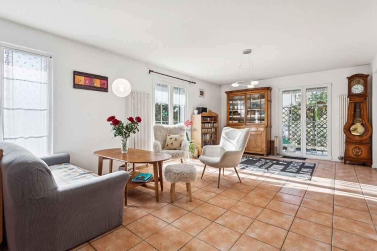 Top-Lage und grosser Wohnraum 5 hochwertige Zimmer - 1