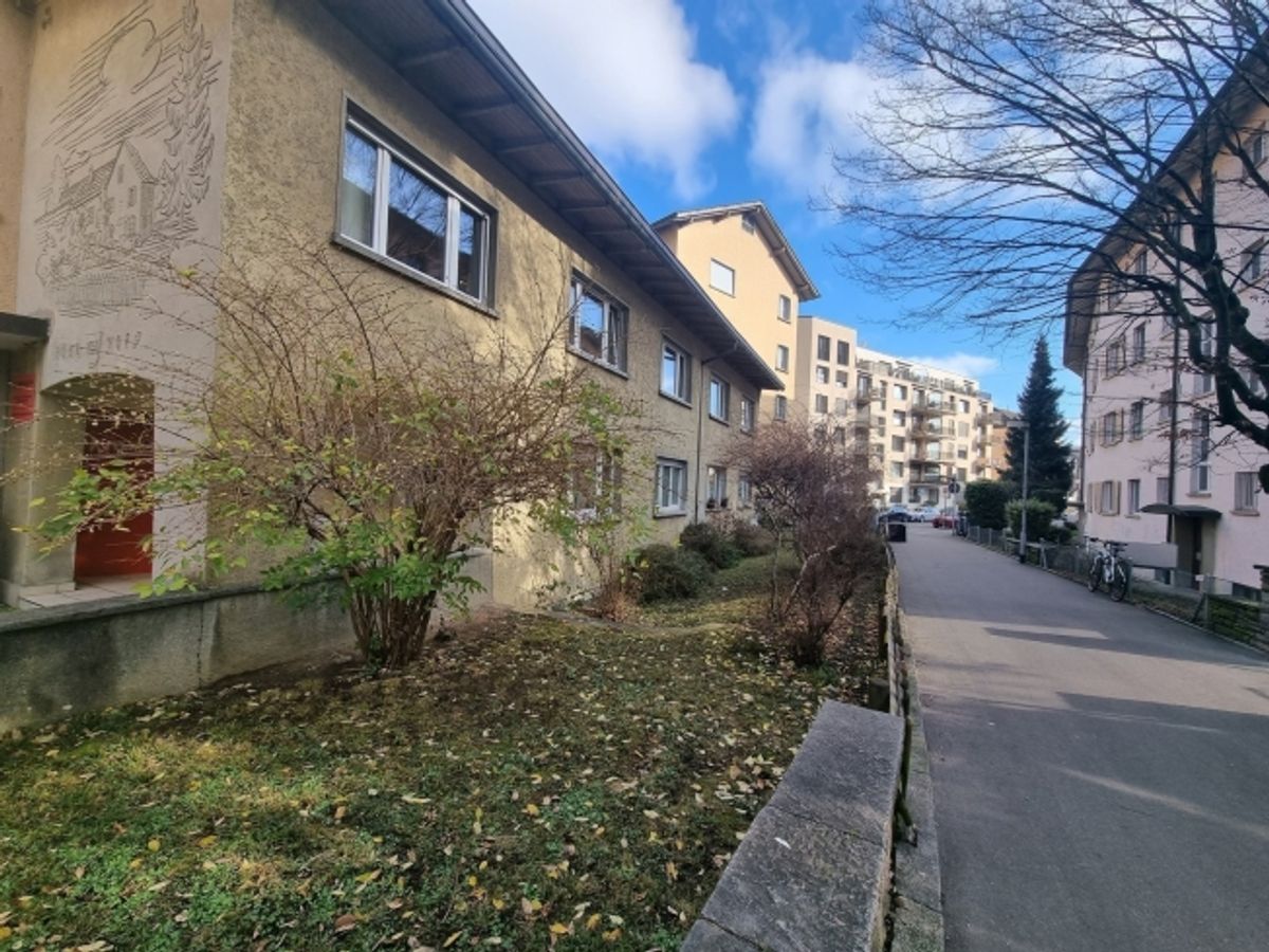 1 ZWG (2023 saniert) an ruhiger Lage mit einfacher Möblierung, Kreis 3 - 10