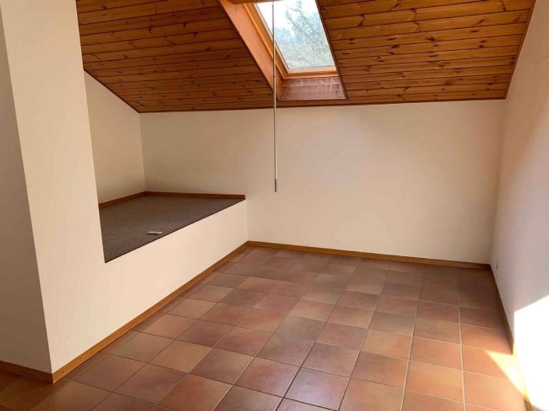 Atelier mit 27 m² im Zentrum des Dorfes Agiez (1352) - 3