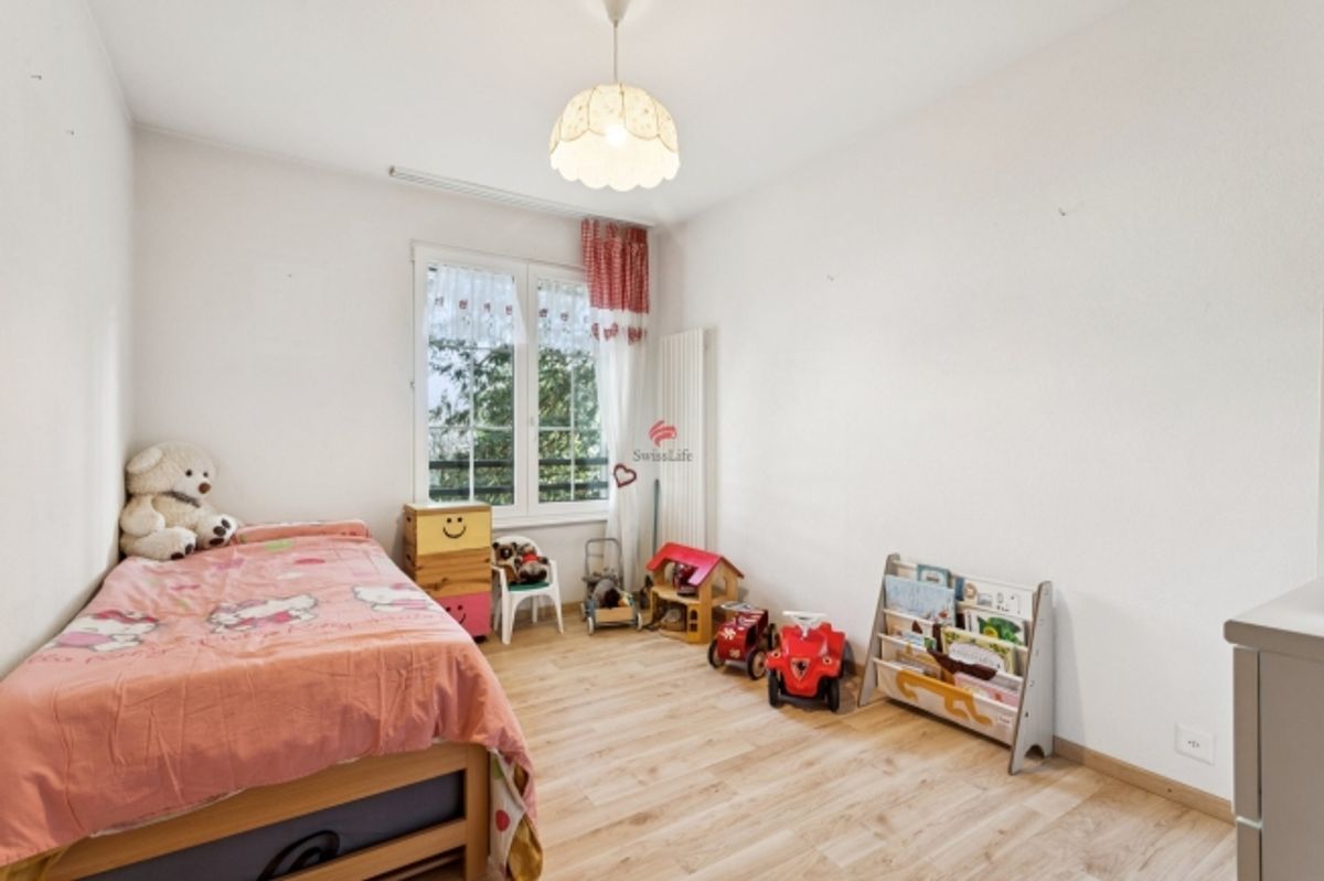 Top-Lage und grosser Wohnraum 5 hochwertige Zimmer - 5