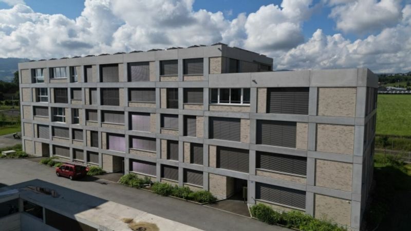 Helle 3.5 Zimmer  Wohnung - 2