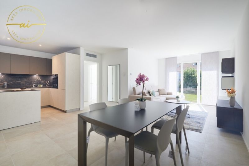 GERÄUMIGE 4,5 ZIMMER MIT GARTEN IN EINER ELEGANTEN RESIDENZ - 2