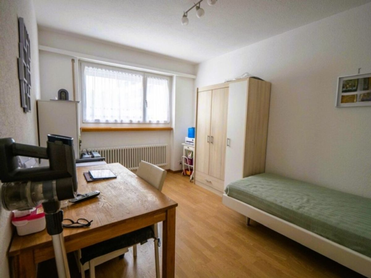 Attraktive 3.5-Zimmer-Wohnung mit Südbalkon in Domat/Ems - 9