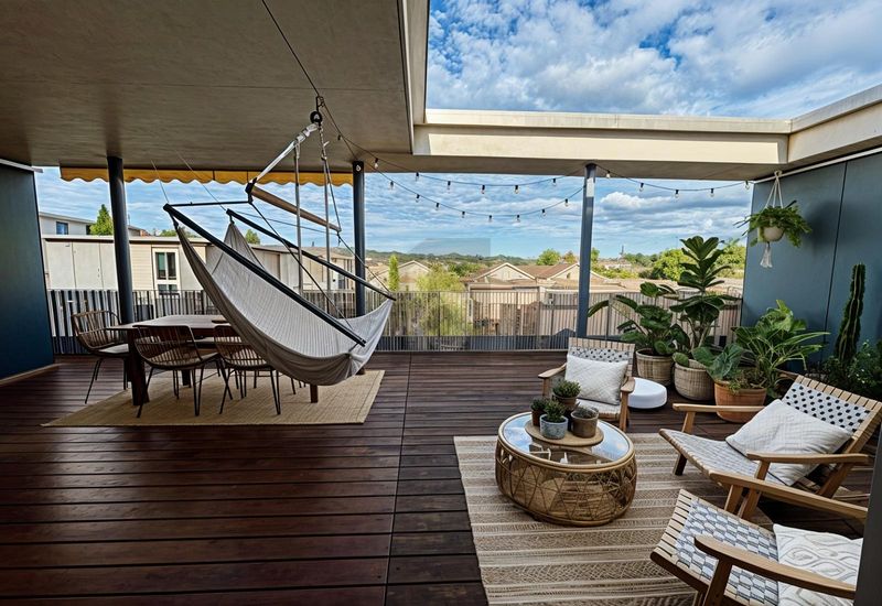 HOCHWERTIG &amp; STYLISCH - MIT SONNIGEM BALKON! - 1