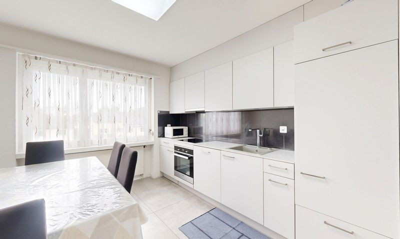 Modernisierte 4.5-Zimmerwohnung mit Garagenbox (im Baurecht) - 3