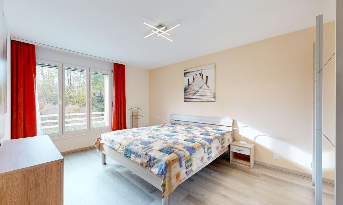 160 m² Wohnung mit 5.5 Zimmern, Garage und freier Grünsicht - 4