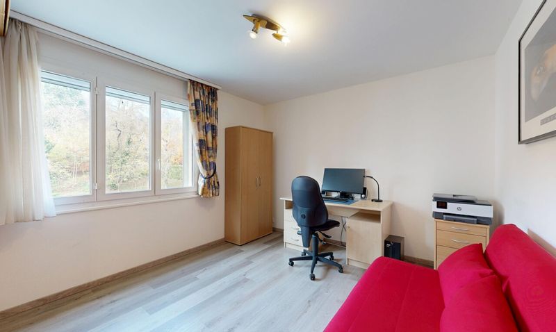 160 m² Wohnung mit 5.5 Zimmern, Garage und freier Grünsicht - 9