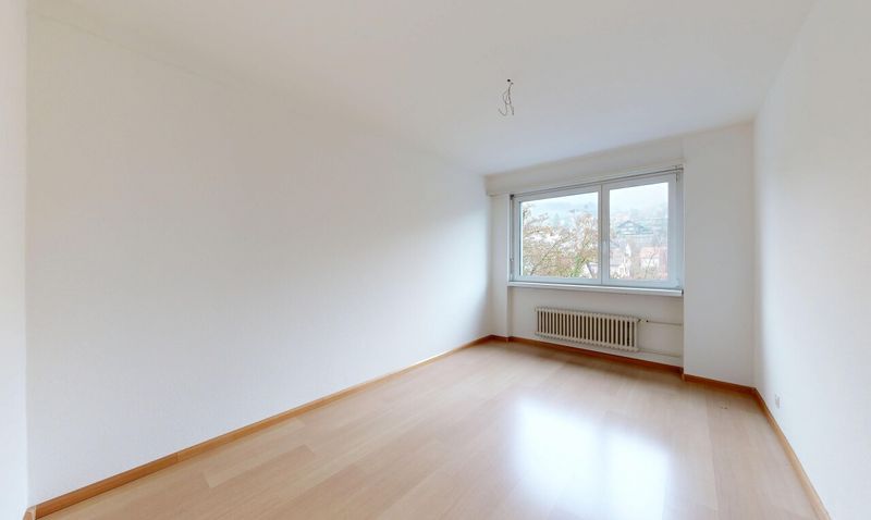 Hell, grosszügig und energieeffizient: 4.5-Zimmer mit Lift" - 9