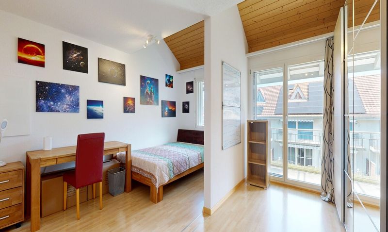 Gepflegtes 5.5-Zimmer Reiheneckhaus an familienfreundlicher Lage - 8