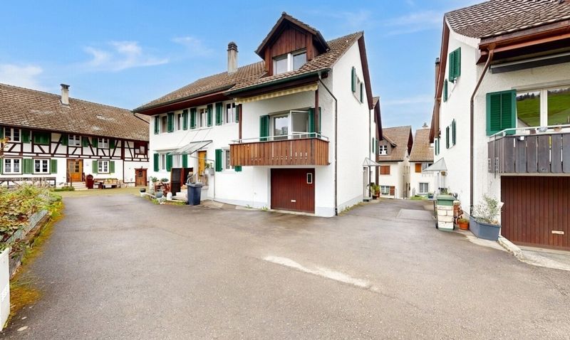 2-Familienhaus & 835 m² Bauland – gemeinsam oder separat erhältlich - 3