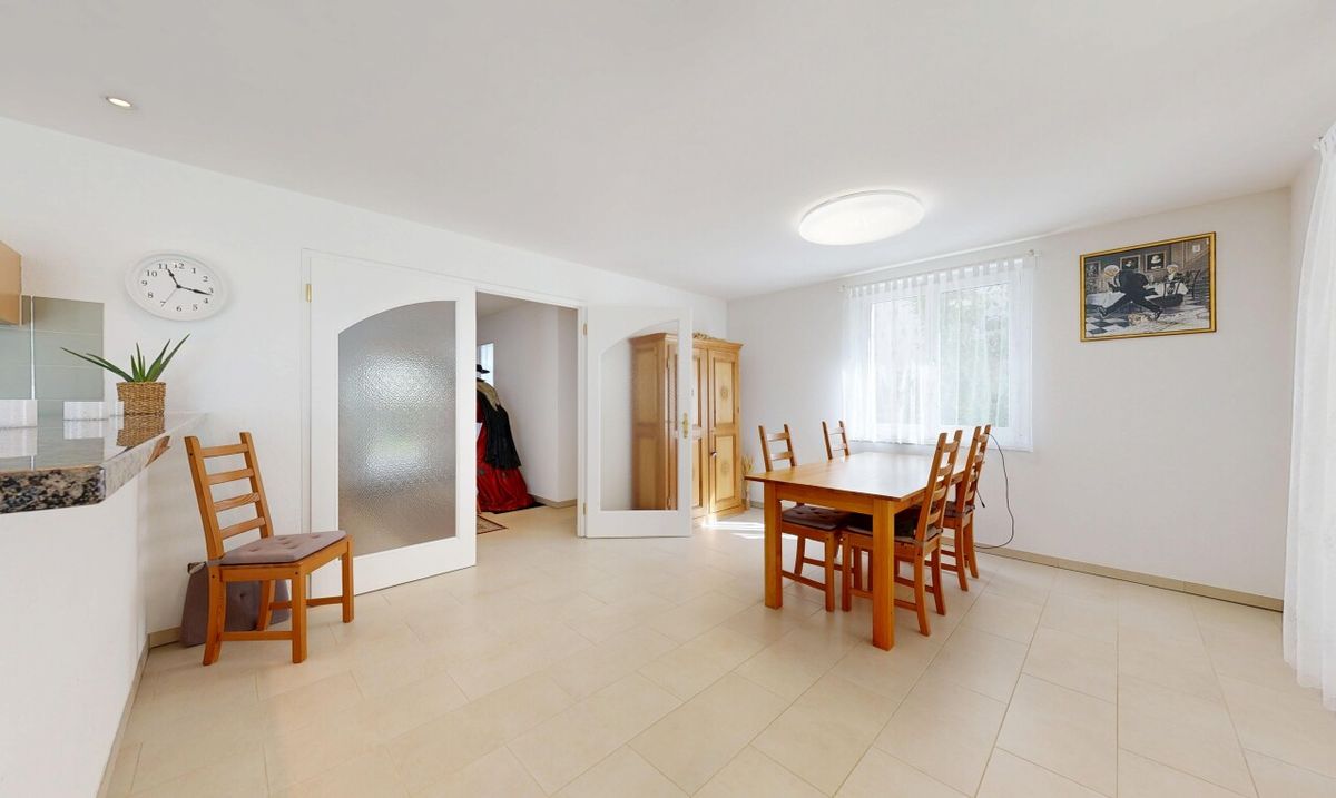 Attraktives 5.5-Zimmer-Einfamilienhaus im Grünen - 6