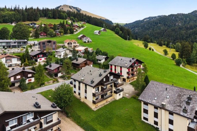 Viel Sonne, über dem Nebel und wunderschöne Bergsicht - 11