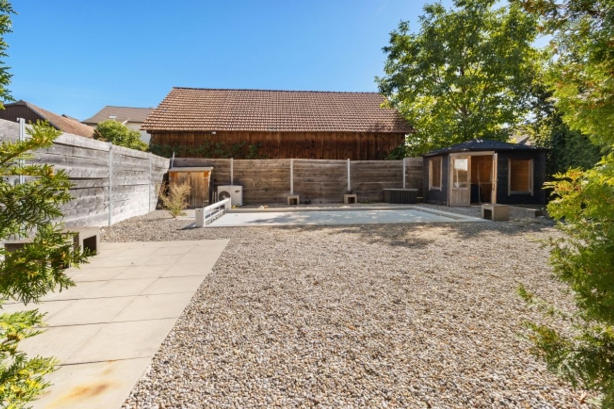 7-Zimmer Reihenhaus mit Charme in Wilchingen kaufen - 9