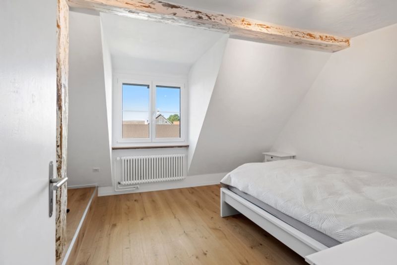 7-Zimmer Reihenhaus mit Charme in Wilchingen kaufen - 11