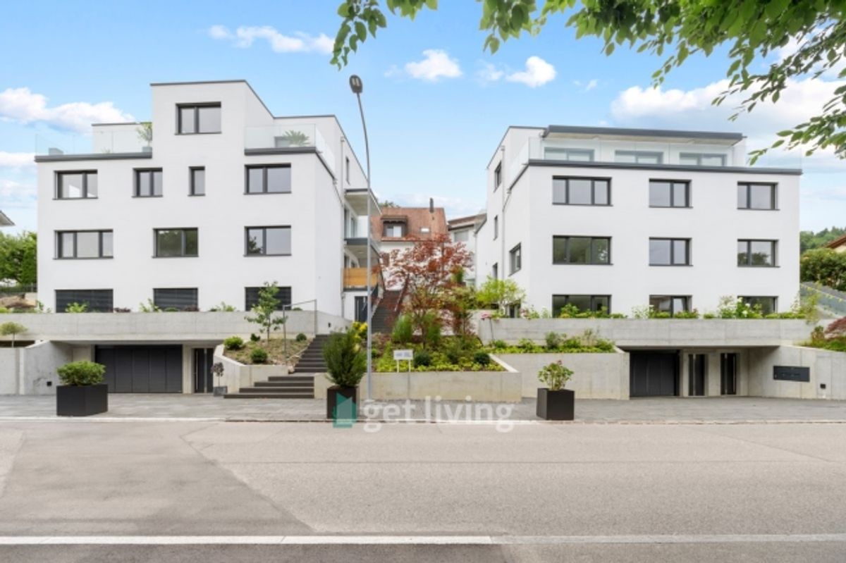 NEUBAU AN TOPLAGE MIT GROSSZÜGIGEM SITZPLATZ (40 M²) SOWIE EIGENER WASCHKÜCHE UND KELLER (17,4 M²). DIE WOHNUNG KANN AUF WUNSCH AUCH MÖBLIERT GEMIETET WERDEN. - 7