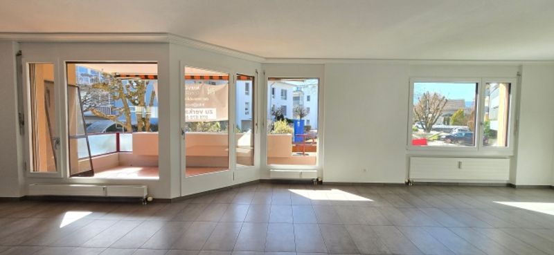 Frisch renovierte 4.5 Zi.-Wohnung direkt neben Kindergarten- & Grundschule - 6
