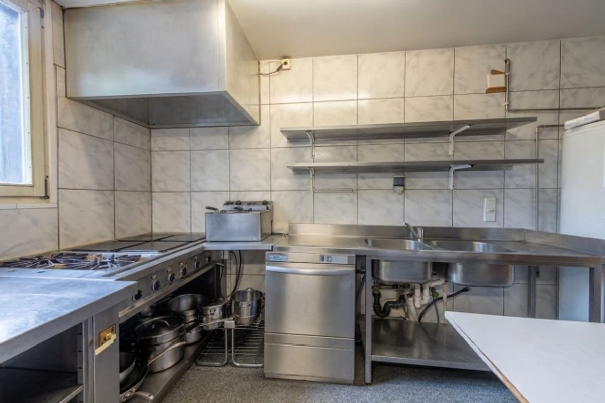 Wo Wohnen auf Gewerbe trifft - Vielseitige Liegenschaft mit Restaurant & Lagergebäude - 6