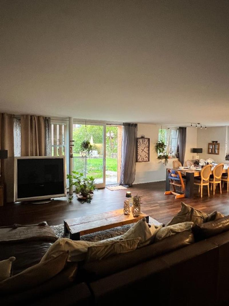 2.5 Zimmer Wohnung - 6