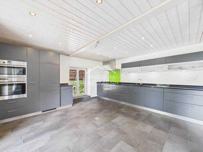 Modernes Zuhause mit viel Raum und Komfort - 5