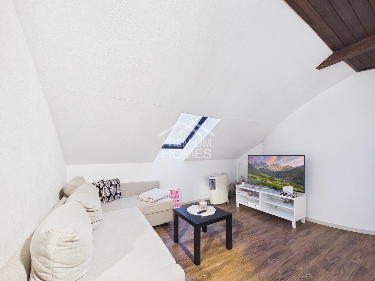 Familienparadies mit Einliegerwohnung und viel Platz - 6