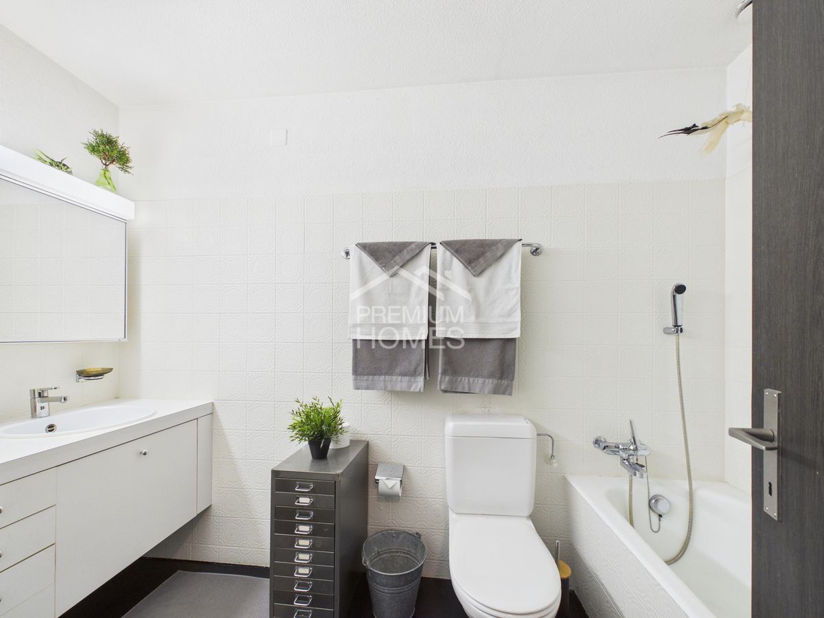 Familienparadies mit Einliegerwohnung und viel Platz - 8