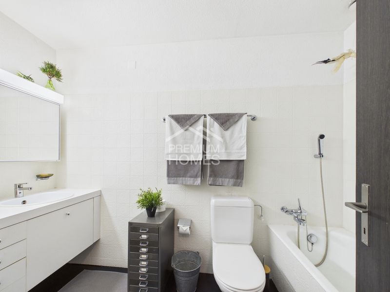 Familienparadies mit Einliegerwohnung und viel Platz - 9