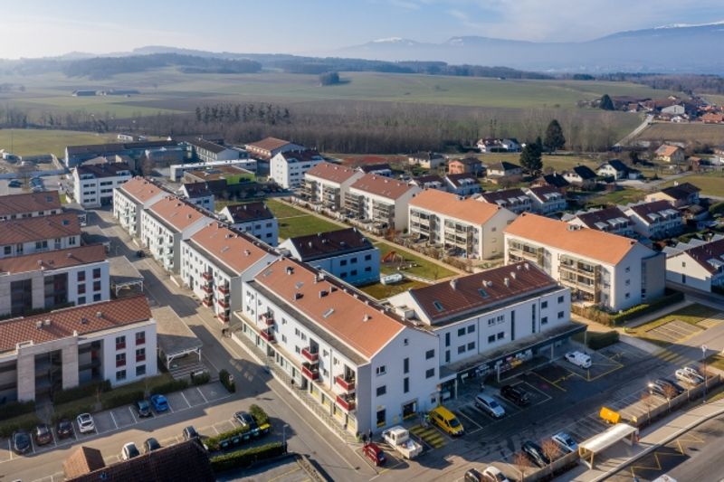 Joli logement à proximité des commerces - 1