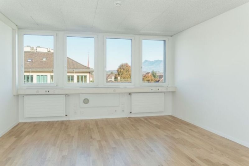 Helle Bürofläche mit Weitblick über Luzern - befristet bis Ende 2028 - 4
