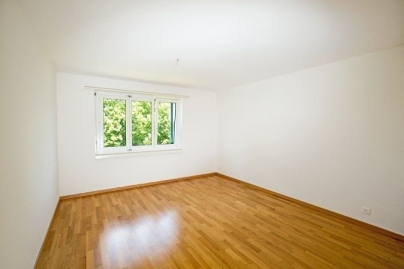 moderne 3.5-Zimmerwohnung in grüner Umgebung - 4