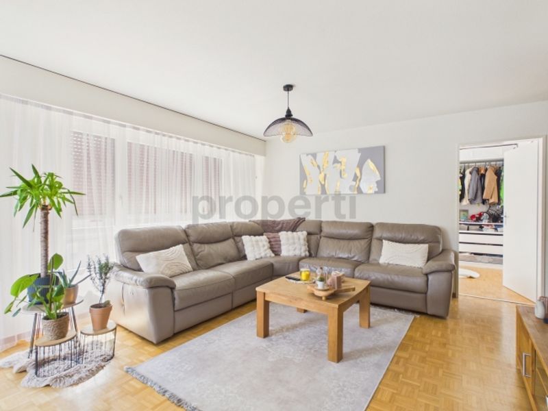 Helle 5.5-Zimmer-Wohnung mit Balkon, Tafers - 1