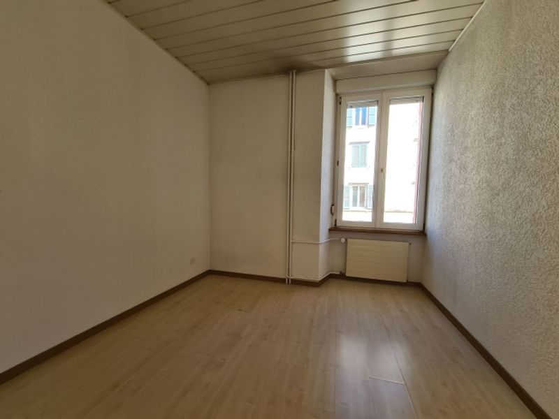 2.5 Zimmerwohnung mit Balkon - 3
