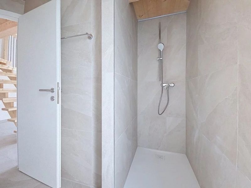 Zu vermieten – Charmantes 2,5-Zimmer-Doppelhaus in Conthey (Les Jardins de la Morge) - 7