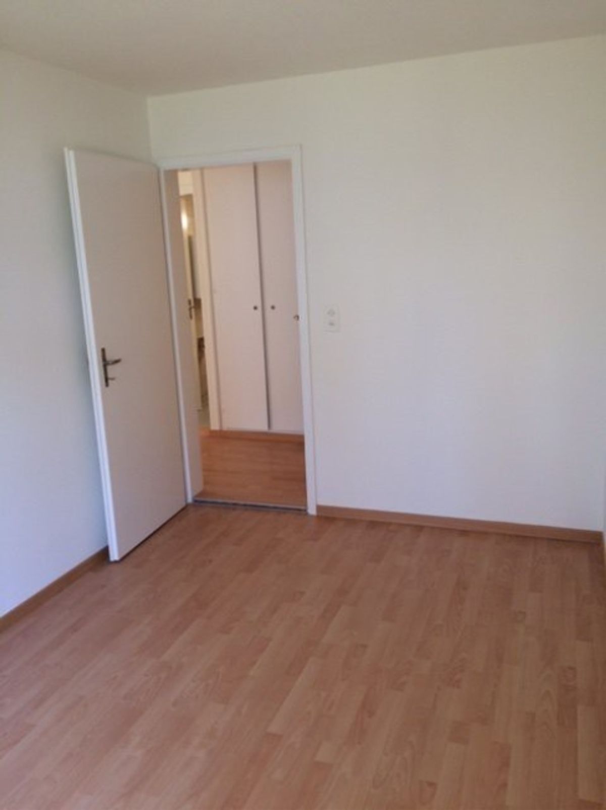 Gemütliche Neu renovierte 3,5 Zimmer- Wohnung in Bülach - 3
